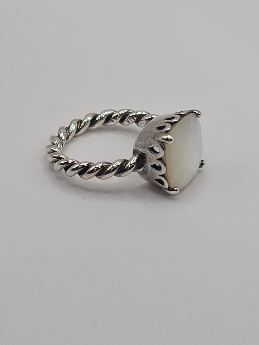 Retired Pandora Mother of Pearl Twisted Rope Sterling Silver Statement Ring
